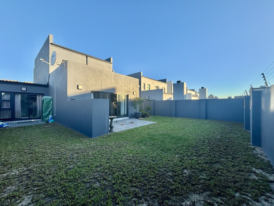 4 Bedroom Property for Sale in Sandown Western Cape